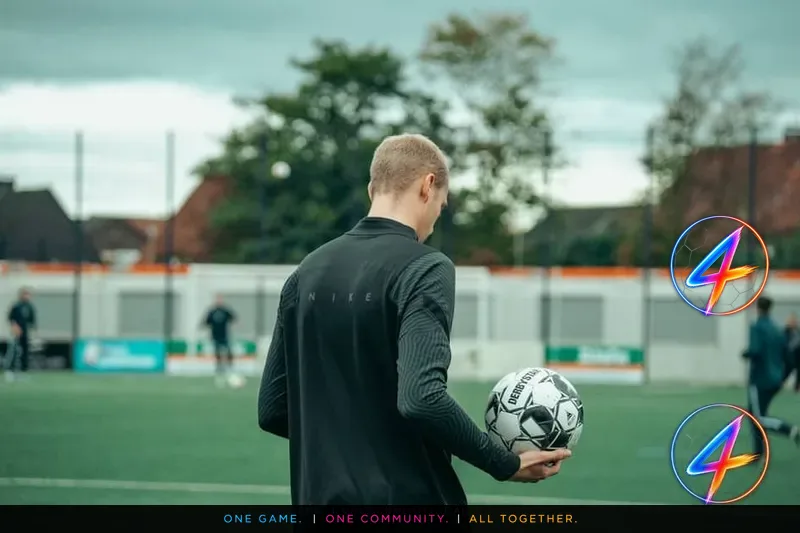 Johan Derksen bekritiseert FIFA Wereldbekerorganisatie als elitair sport