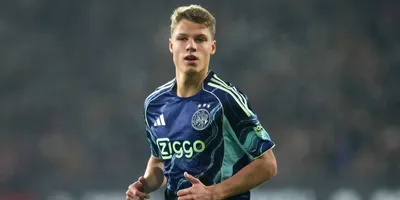 Ajax zet Regeer en Dolberg in voor de Utrecht-playofffinale