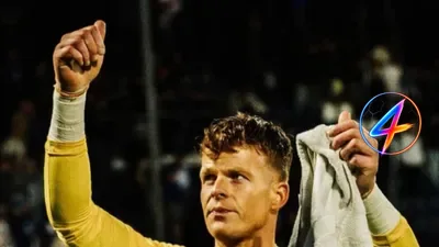 Koeman's zoon redt team van degradatie met penalty