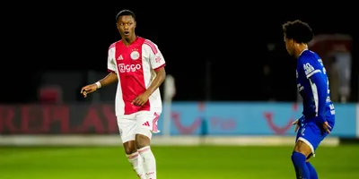 Ajax legt Kennynho Kasanwirjo vast tot 2029