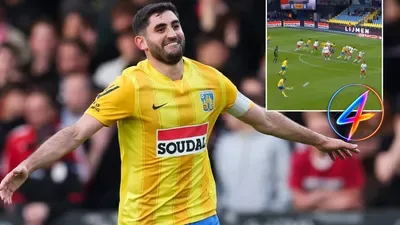Dogucan Haspolat scoort 25‑meter vrije trap voor Westerlo in de play‑off