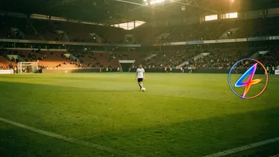 Valencia legt Van Oevelen op huurdeal na bod van Ipswich van €4 m