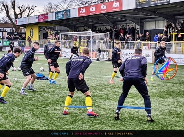 Southend United bet on Merthyr midfielder Lewys Twamley